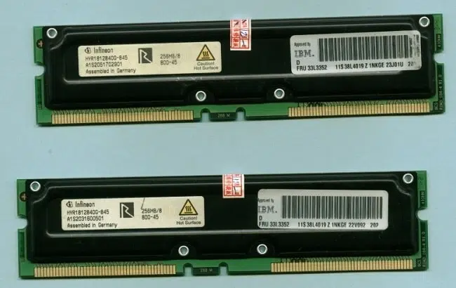 RAM server có khả năng quản lý dòng dữ liệu nên khi xung đột xảy ra