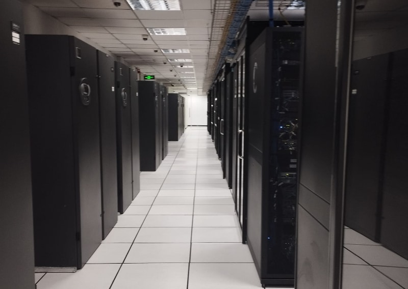 Server vật lý là gì?